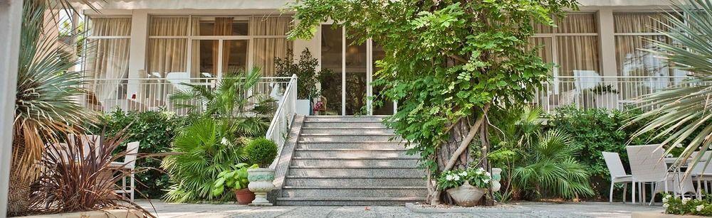 Hotel Hawaii ميلانو ماريتيما المظهر الخارجي الصورة